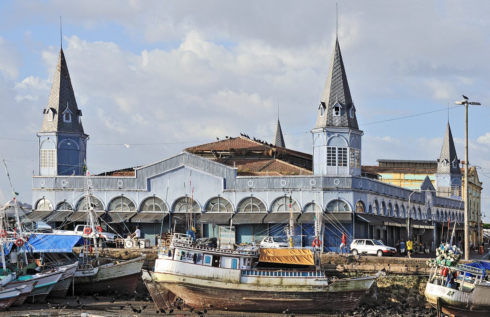 Vista real do Ver-o-Peso em Belém do Pará, destino atendido pela ViajeGuanabaraPA